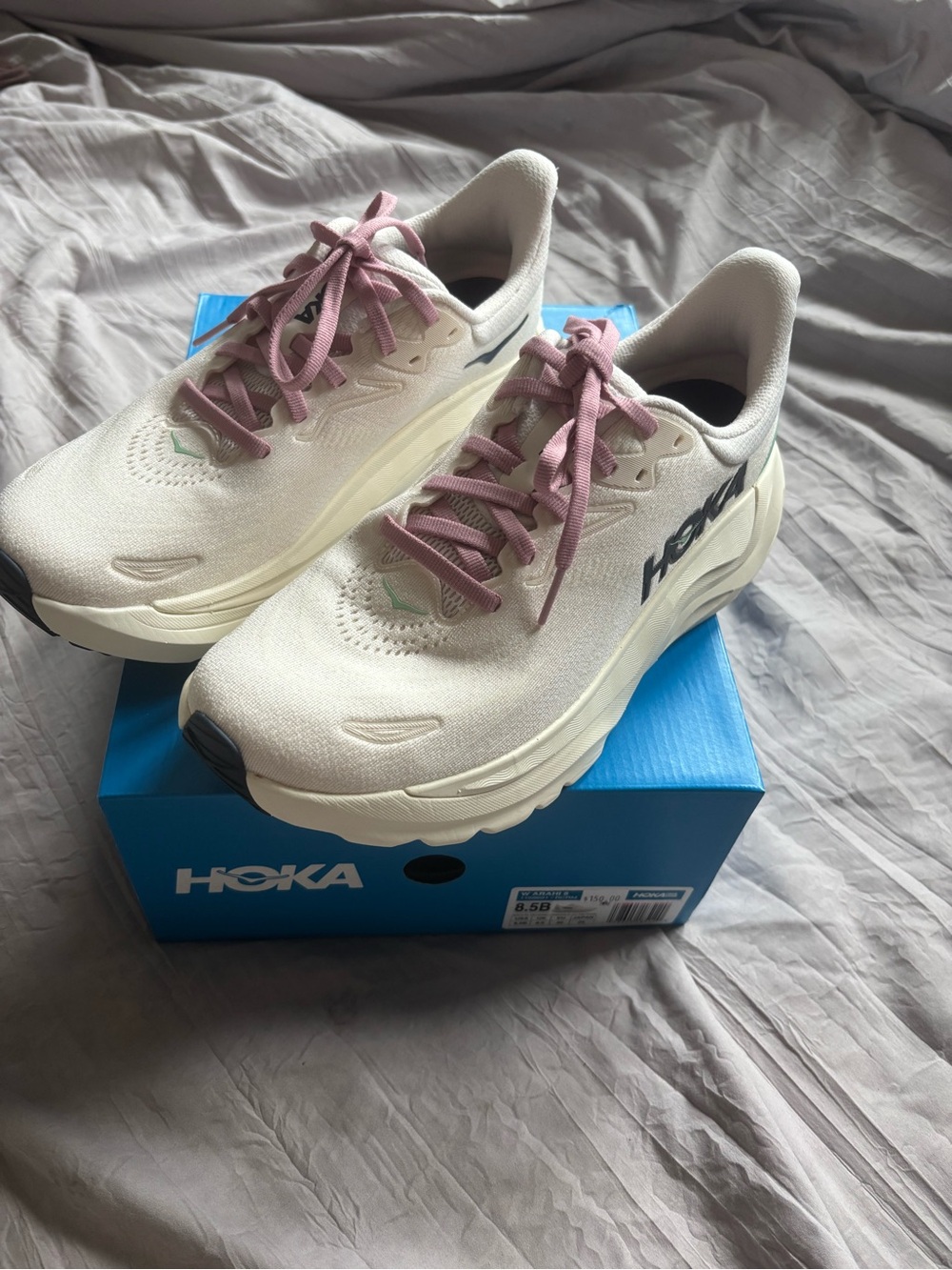 NWT Hoka Women's Ahari 8 Running Sneakers Sz 8.5